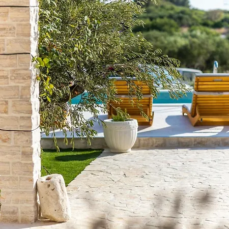 Pescatore Villa